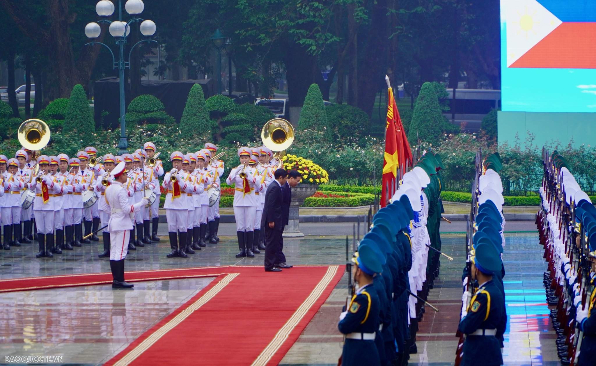 Chủ tịch nước Võ Văn Thưởng và phu nhân chủ trì lễ đón chính thức Tổng thống Philippines và Phu nhân