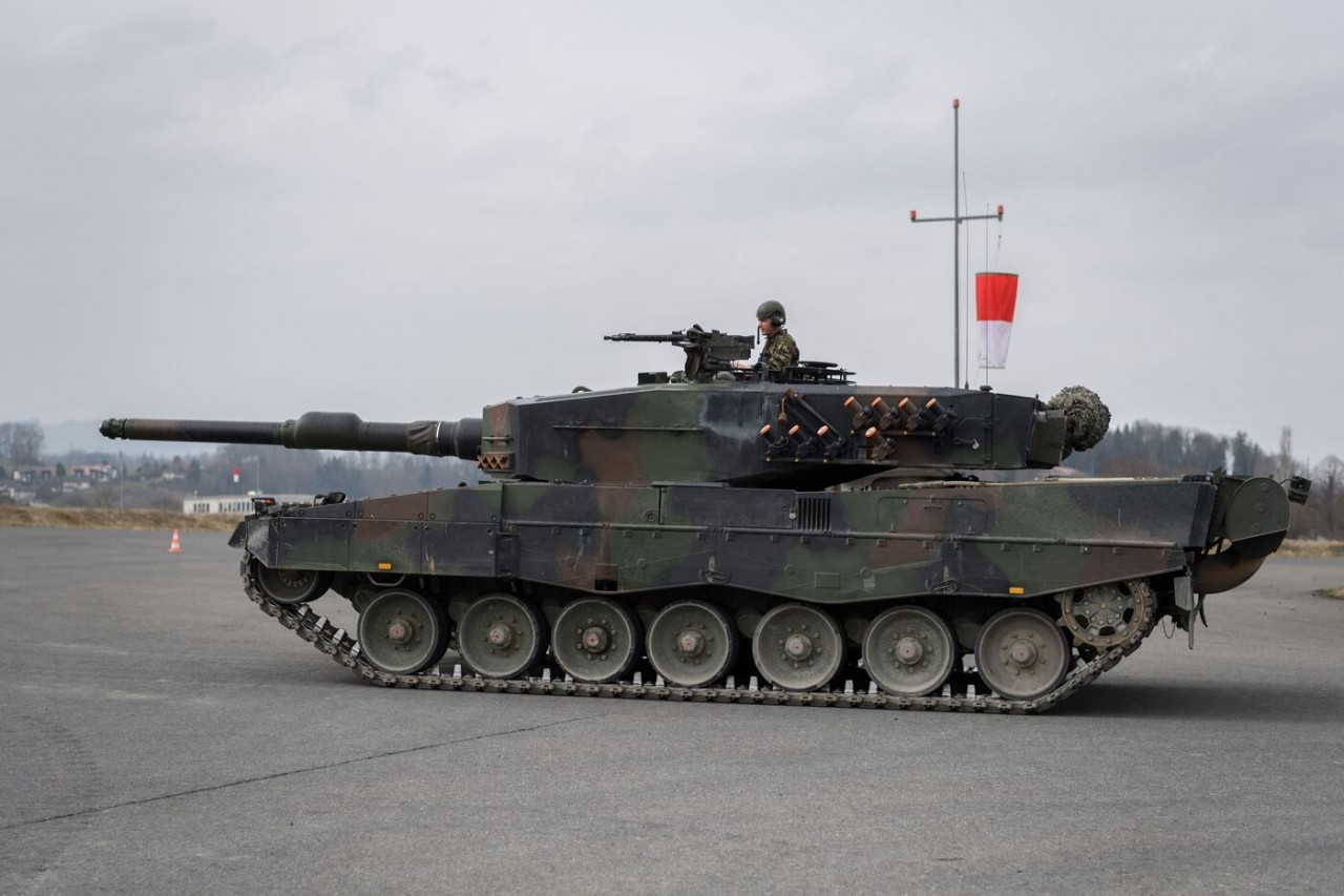 Hai nước châu Âu giao dịch 25 chiếc xe tăng Leopard 2