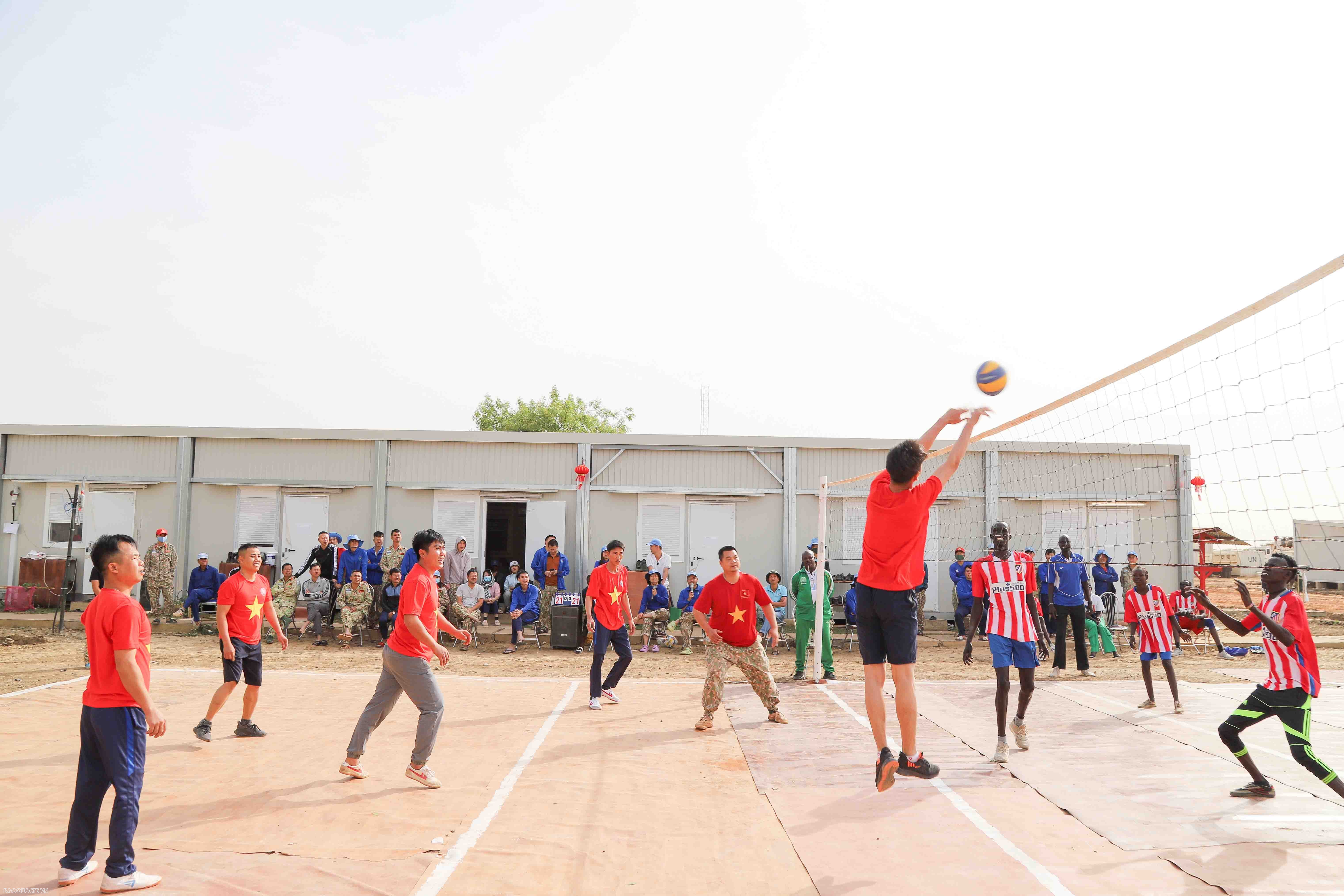 Đây là một hoạt động có ý nghĩa thiết thức, cổ vũ tinh thần những chiến sĩ mũ nồi xanh Việt Nam sau một thời gian làm việc xa gia đình, xa Tổ quốc, đồng thời quảng bá văn hóa, con người Việt Nam.