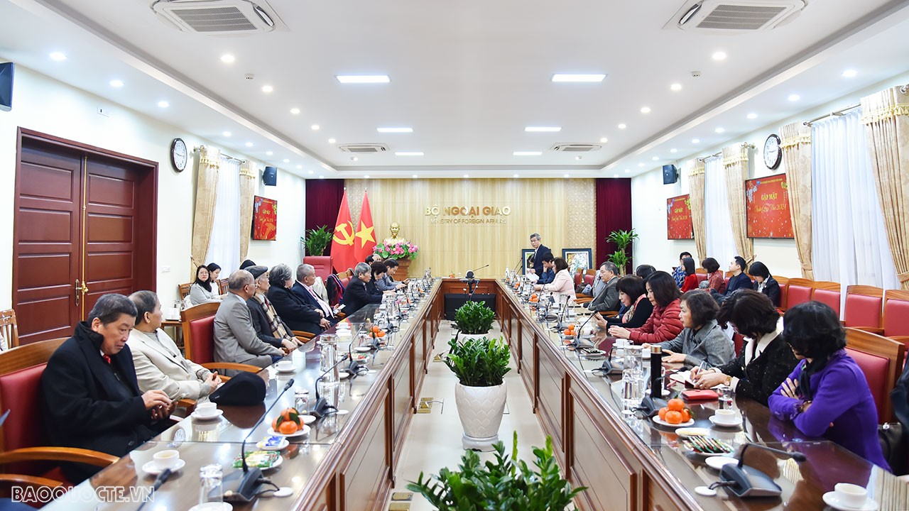 Gặp mặt các cán bộ hưu trí, các chuyên gia, học giả của Ủy ban quốc gia UNESCO Việt Nam Xuân Giáp Thìn 2024