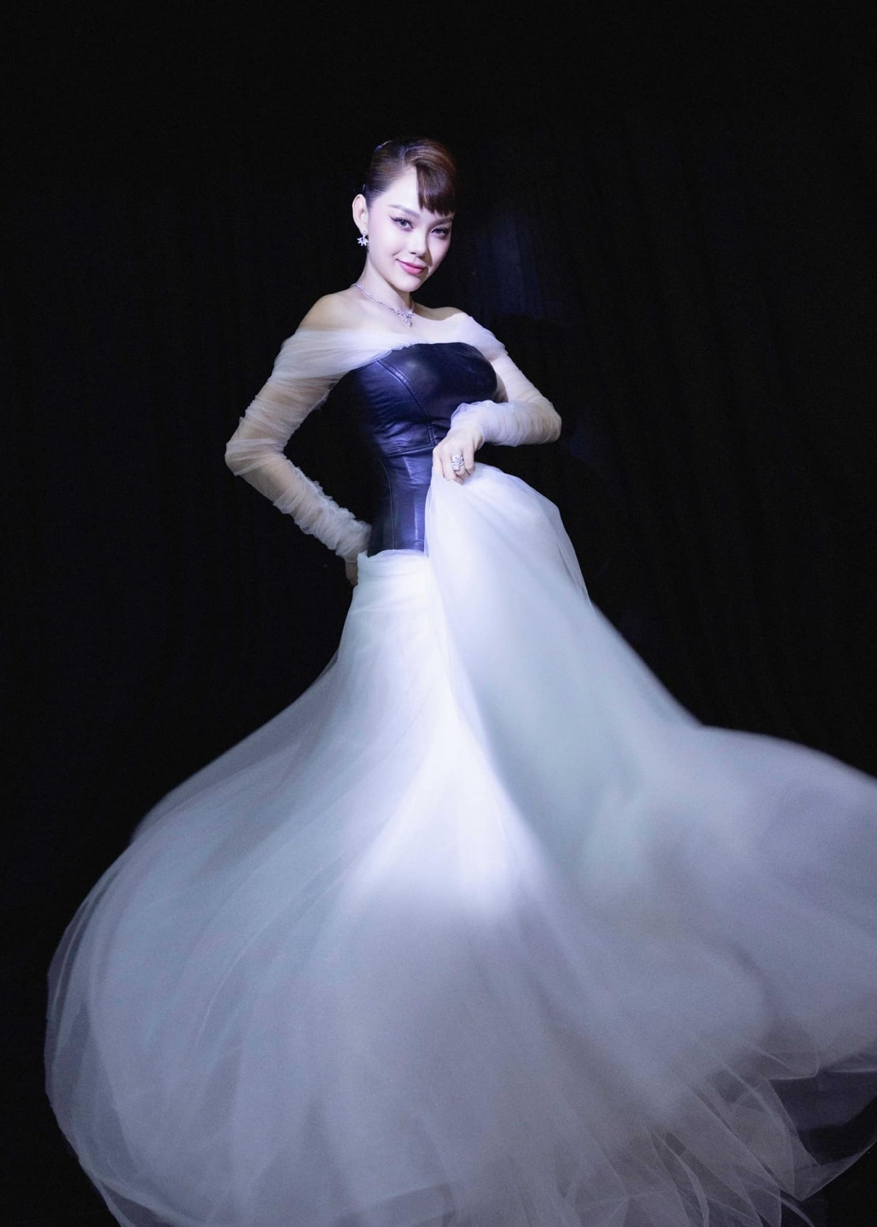 Diễn viên Minh Hằng