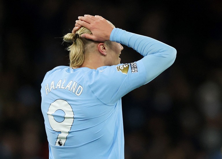 Ngoại hạng Anh: Julian Alvarez lập cú đúp, Man City thắng dễ trước Burnley