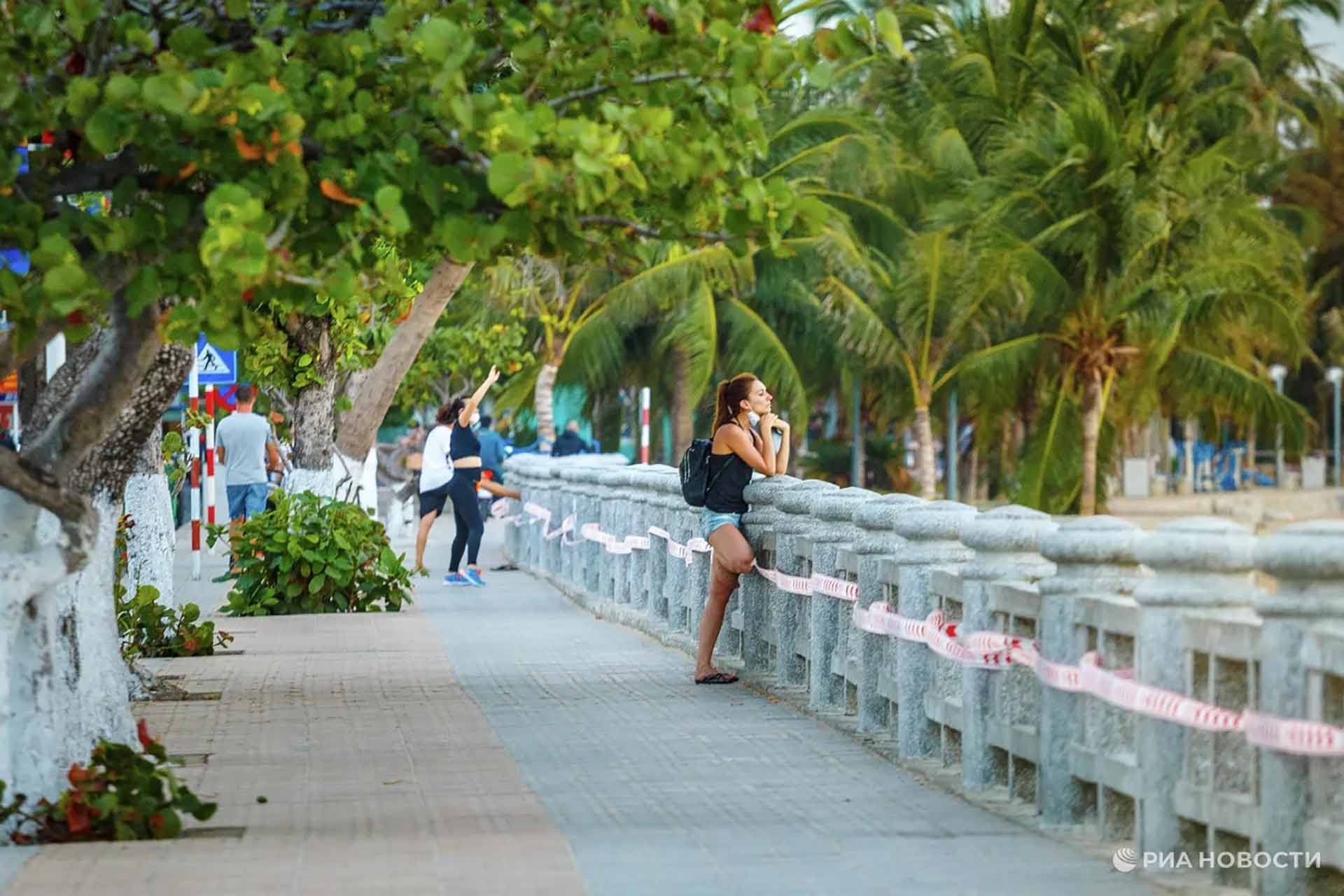 Khách du lịch tại Nha Trang. (Nguồn: RIA Novosti)