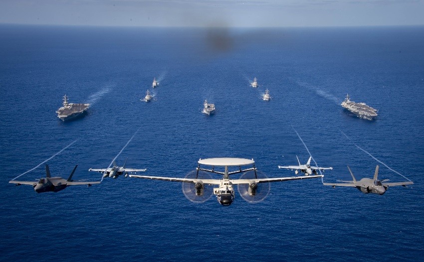 Mỹ-Nhật Bản tập trận hải quân gần đảo Đài Loan. (Nguồn: US Navy) Mỹ-Nhật Bản tập trận hải quân gần đảo Đài Loan. (Nguồn: US Navy)