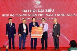 Doanh nhân kiều bào tặng 22 căn nhà đại đoàn kết cho người dân nghèo tỉnh Điện Biên
