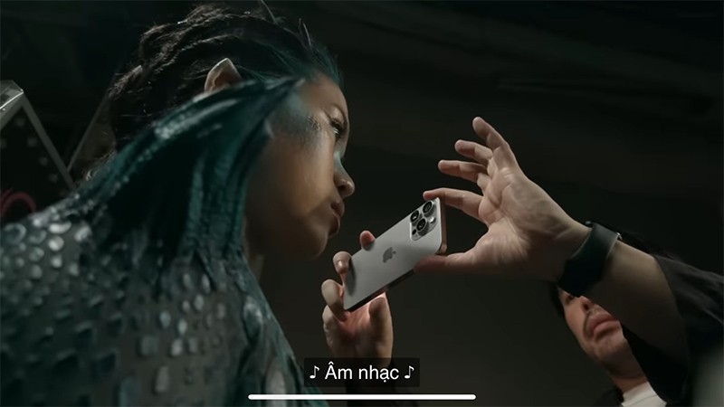 Apple và Tlinh tạo nên MV ‘đừng làm nó phức tạp’ bằng iPhone 15 Pro Apple và Tlinh tạo nên MV ‘đừng làm nó phức tạp’ bằng iPhone 15 Pro