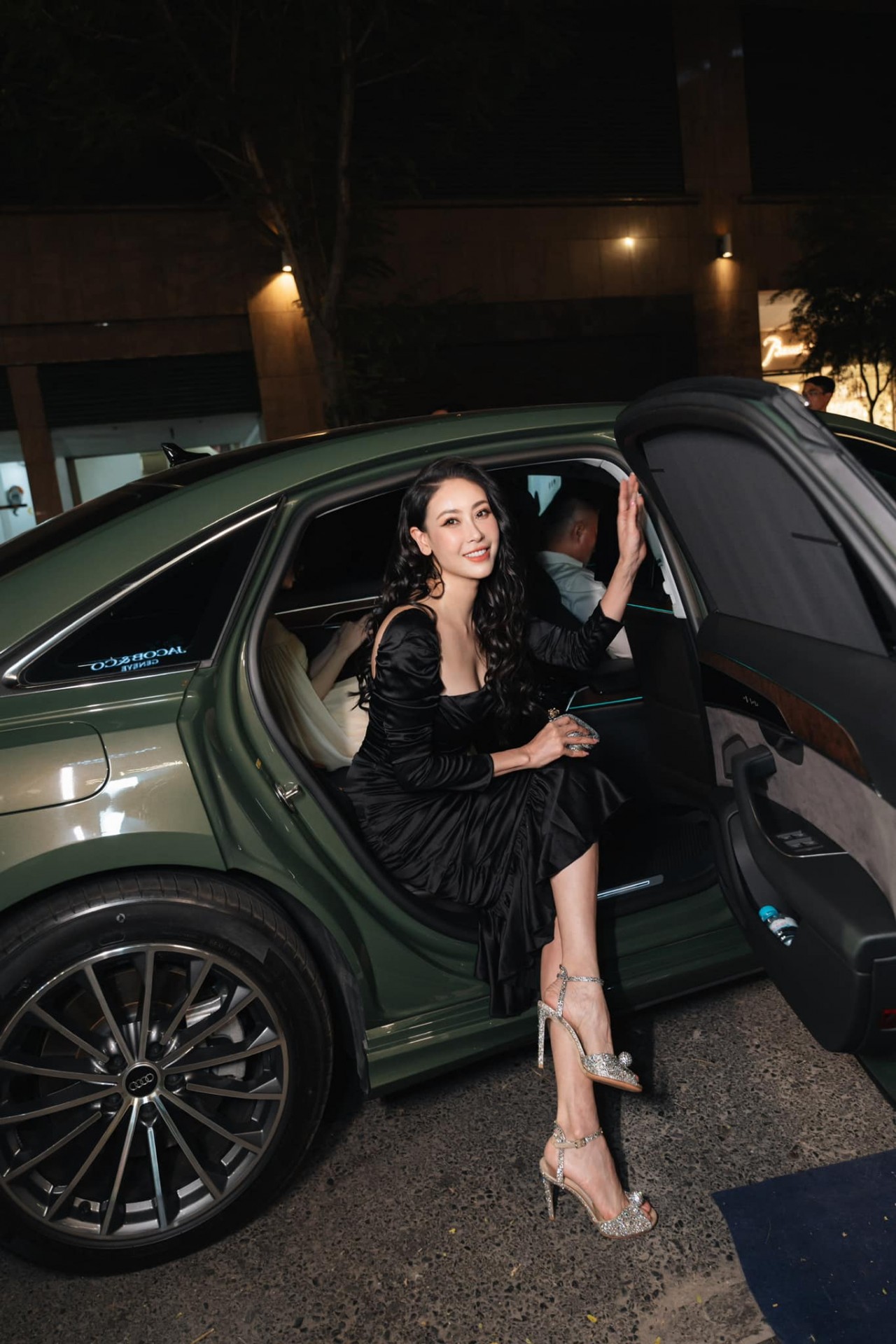 Hoa hậu Hà Kiều Anh Hoa hậu Hà Kiều Anh