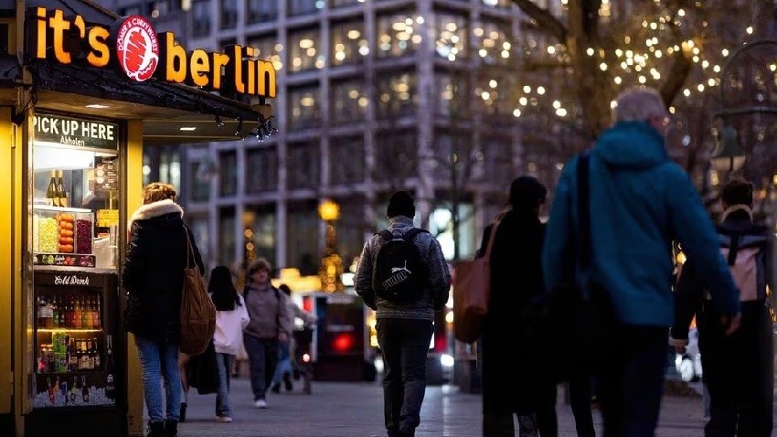 Nợ công chỉ tăng không giảm, nền kinh tế số một châu Âu bật 'rà phanh'