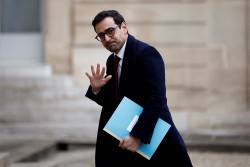 Ngoại trưởng Pháp lần đầu tiên công du Trung Đông