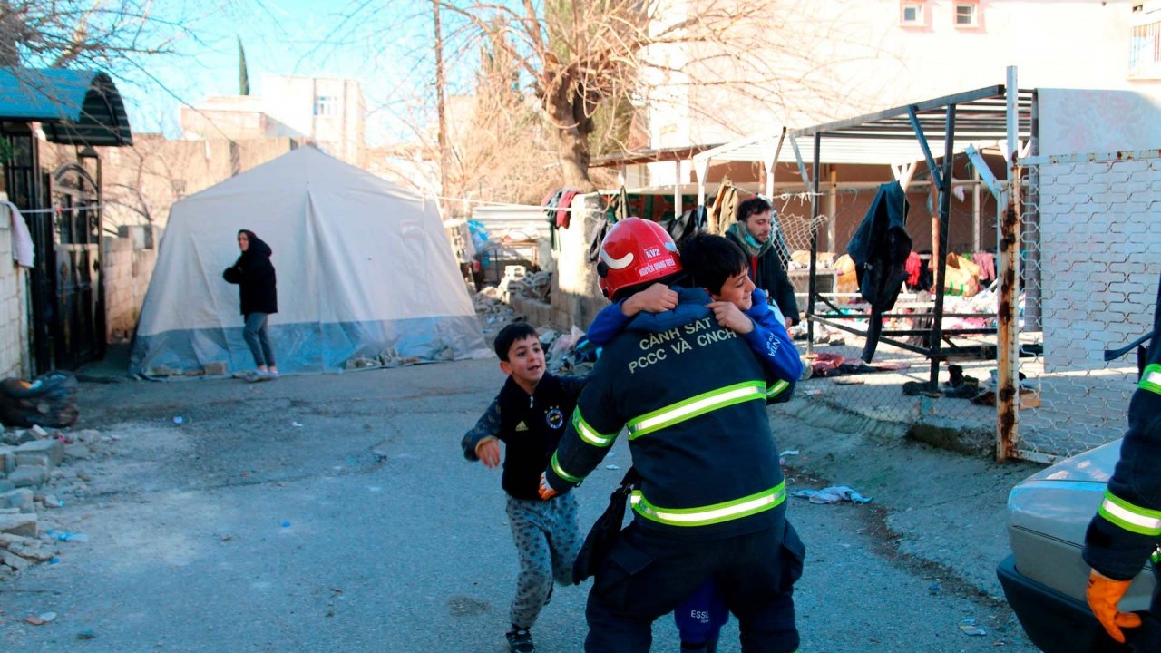 dai su viet nam tai tho nhi ky do son hai mot viet nam khong toan tinh chi la trai tim du lon de cho di