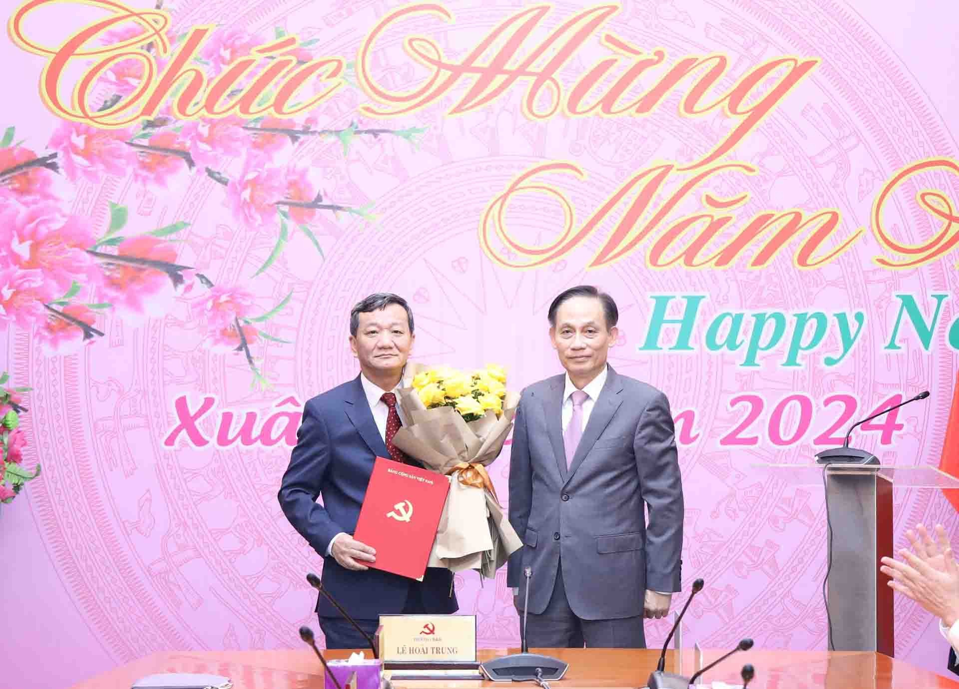 Ban Bí thư bổ nhiệm Phó Trưởng ban Đối ngoại Trung ương Ban Bí thư bổ nhiệm Phó Trưởng ban Đối ngoại Trung ương