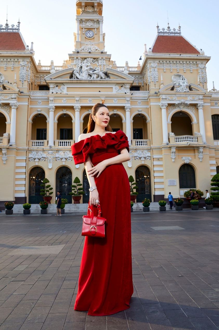 Diễn viên Lý Nhã Kỳ