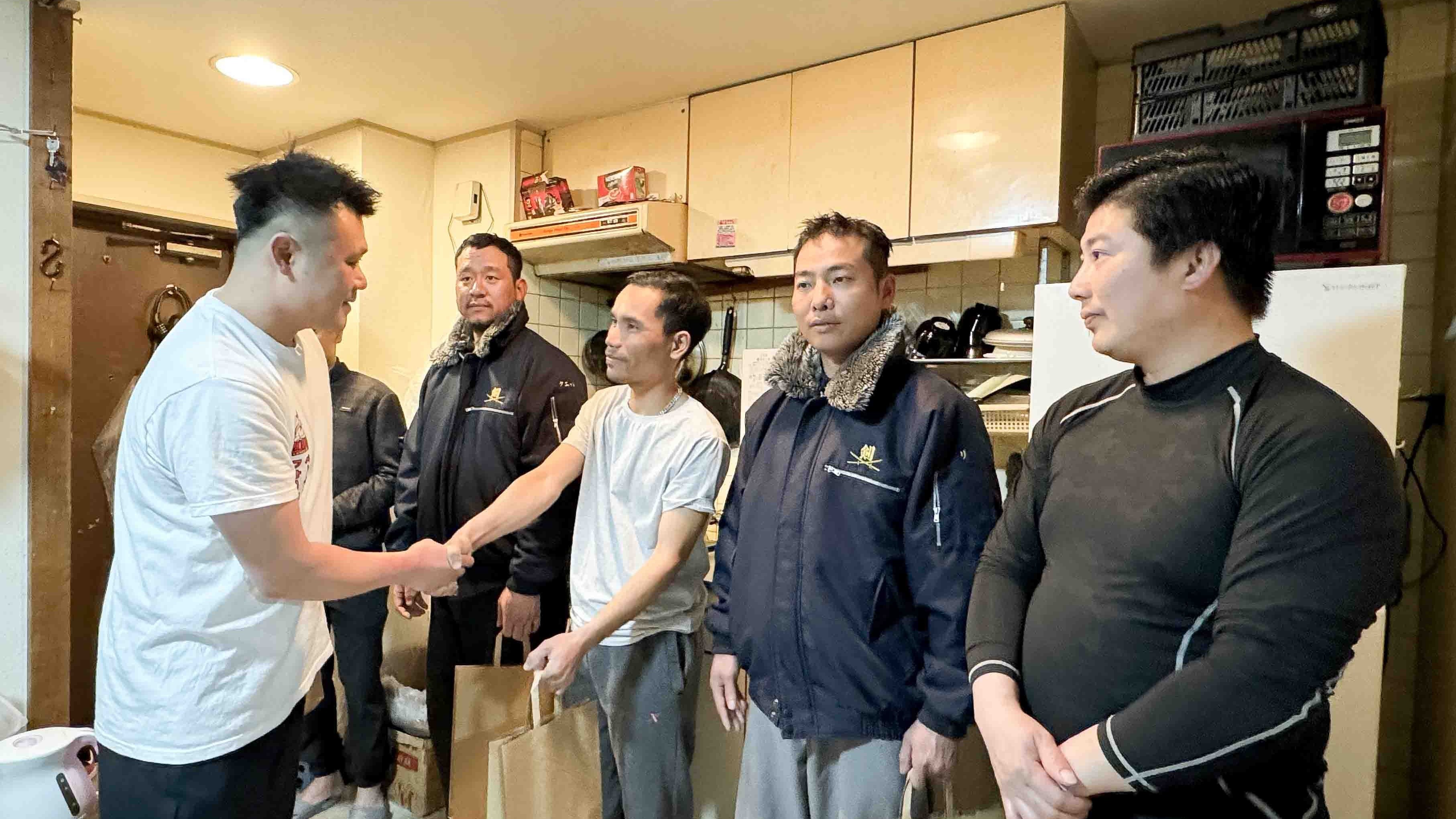 Cộng đồng người Việt tại Nhật Bản chia sẻ yêu thương dịp Tết đến, Xuân về