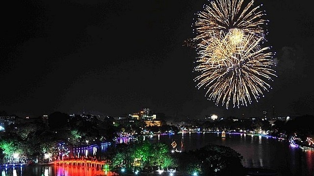 Người dân cần chú ý gì khi đi xem pháo hoa đêm giao thừa?