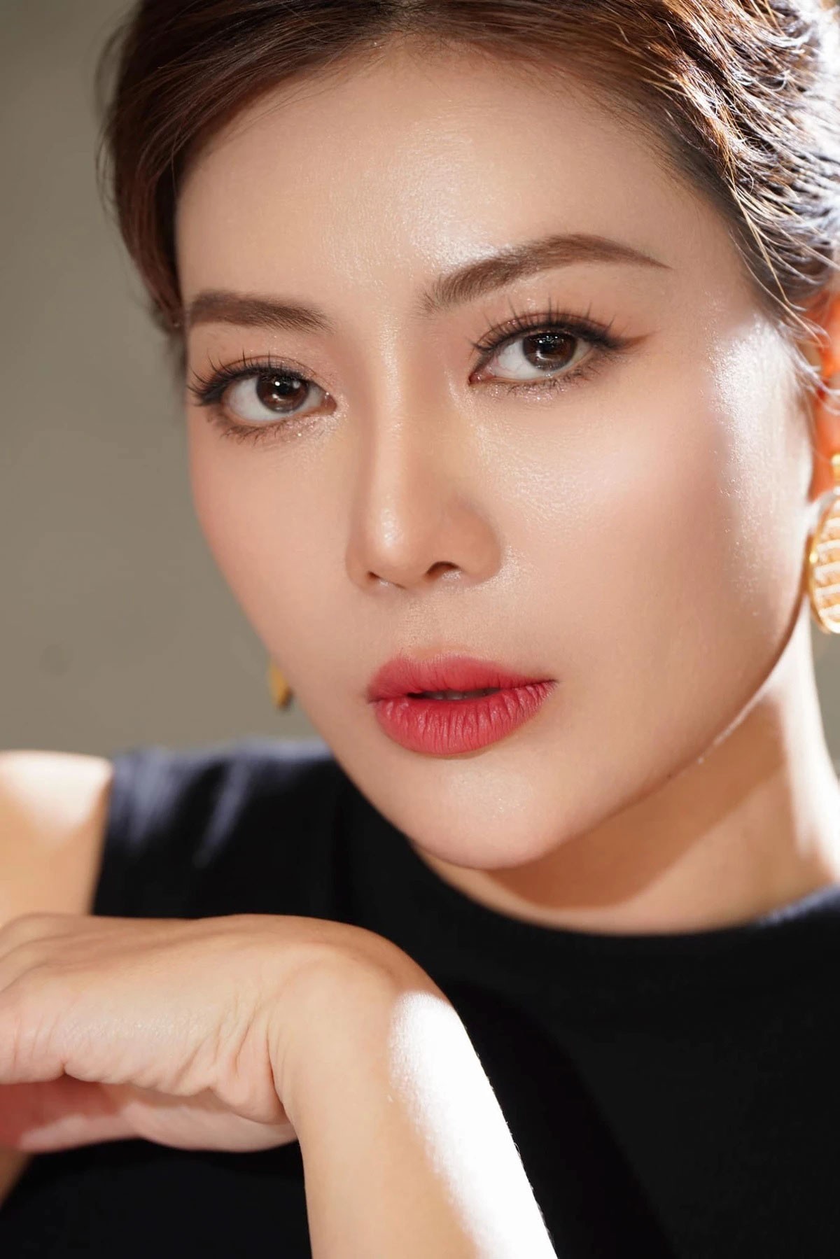 Tết Giáp Thìn chứng kiến dàn nữ diễn viên mới đóng Táo Quân