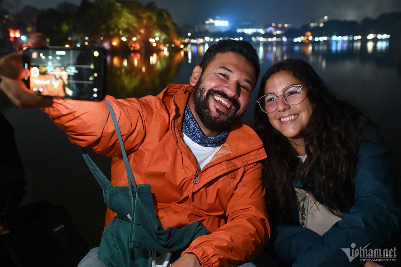 Không khí tưng bừng đón Tết nguyên đán trên khắp thế giới