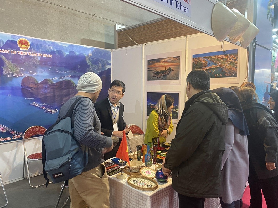 Việt Nam dự Triển lãm Du lịch quốc tế Iran lần thứ 17 Việt Nam dự Triển lãm Du lịch quốc tế Iran lần thứ 17