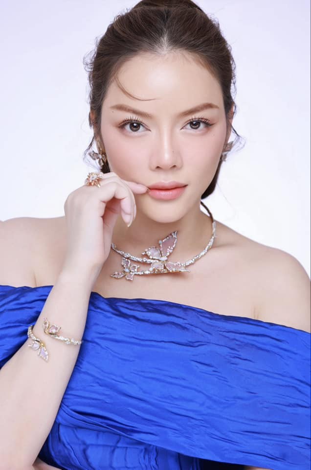 Diễm kiều như Lý Nhã Kỳ