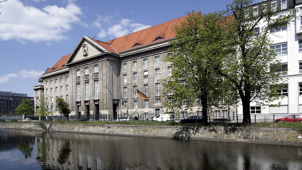 Đạt kỷ lục 2,01% GDP, Đức lần đầu tuyên bố đáp ứng đúng chỉ tiêu của NATO về chi tiêu quốc phòng. (Nguồn: Bundeswehr) Đạt kỷ lục 2,01% GDP, Đức lần đầu tuyên bố đáp ứng đúng chỉ tiêu của NATO về chi tiêu quốc phòng. (Nguồn: Bundeswehr)