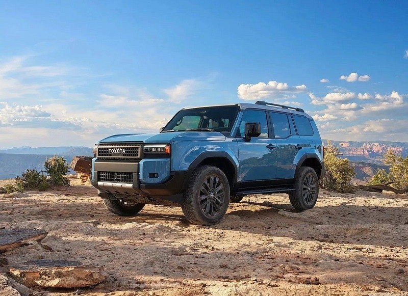 Toyota Land Cruiser Prado 2024 sẽ bán chính hãng tại Việt Nam vào tháng 7/2024