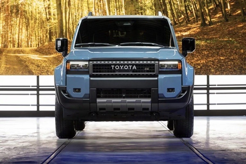 Toyota Land Cruiser Prado 2024 sẽ bán chính hãng tại Việt Nam vào tháng 7/2024