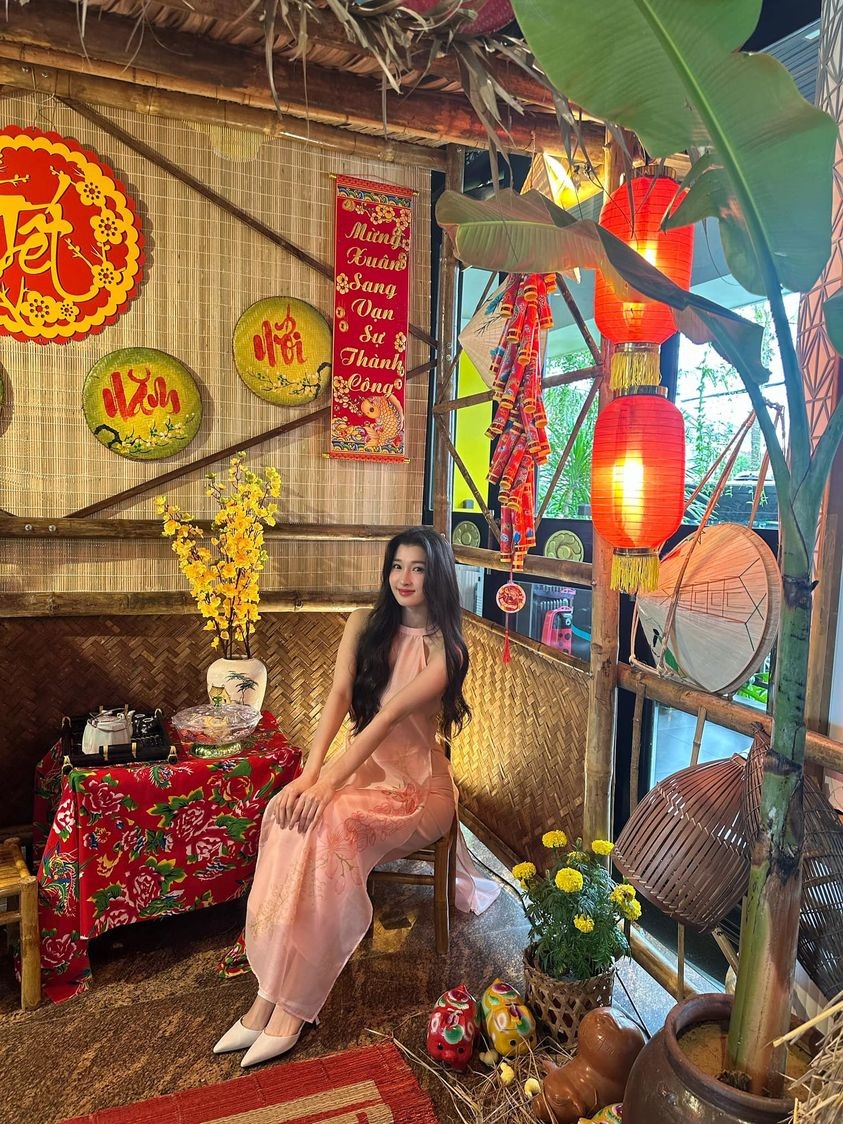 Á hậu Nguyễn Phương Nhi