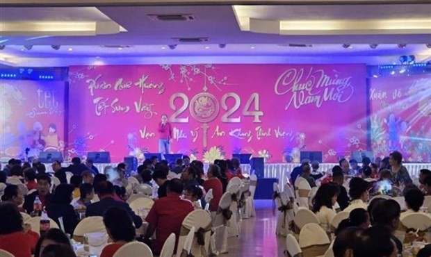 A “Xuan Que Huong” (Homeland Spring) programme  in Thailand (Photo: VNA)