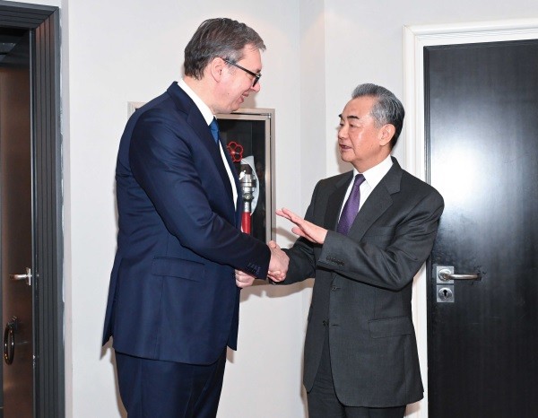 Ca ngợi 'chân thành và sâu sắc', Trung Quốc bày tỏ thành ý muốn nâng tầm quan hệ với một nước Balkan. (Nguồn: CRI Online) Ca ngợi 'chân thành và sâu sắc', Trung Quốc bày tỏ thành ý muốn nâng tầm quan hệ với một nước Balkan. (Nguồn: CRI Online)