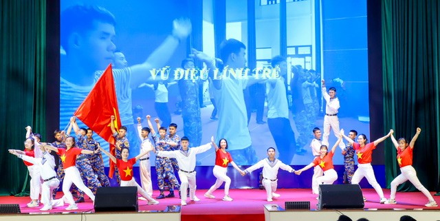 undefined Bảo tồn, phát huy giá trị nghệ thuật cách mạng Việt Nam