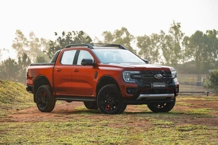 Đại lý nhận cọc Ford Ranger Stormtrak 2024, giá dự kiến từ 870 triệu đồng