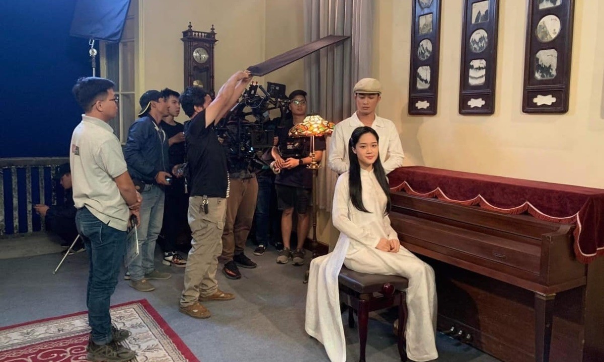 Hình ảnh hậu trường