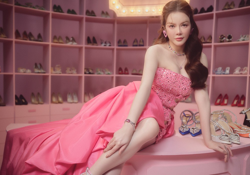 Diễn viên Lý Nhã Kỳ Diễn viên Lý Nhã Kỳ