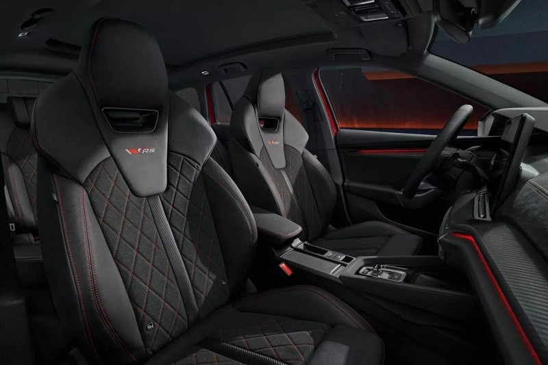 Cận cảnh Skoda Octavia 2024 sắp bán tại Việt Nam