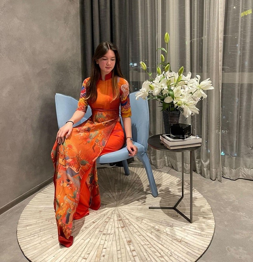 Hình ảnh xinh đẹp và vóc dáng cao nổi bật của em gái thủ môn Đặng Văn Lâm