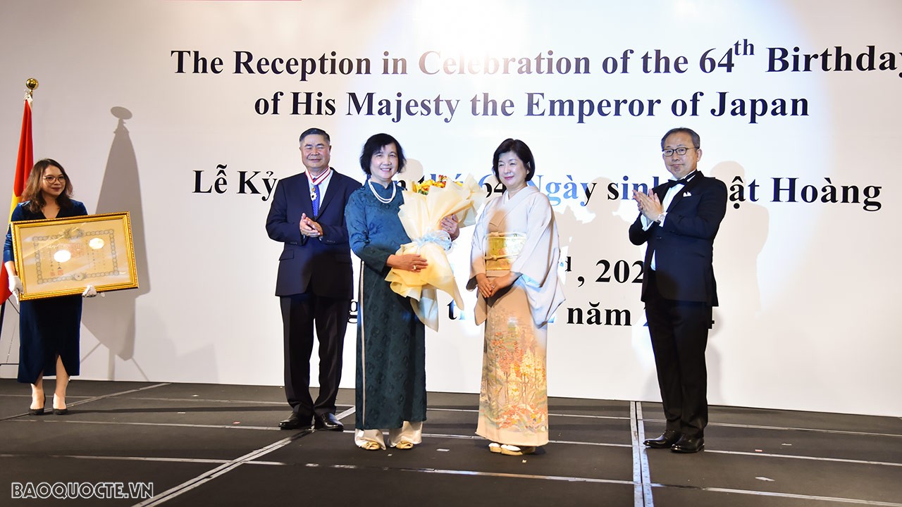 Các chuyến thăm lẫn nhau giữa lãnh đạo cấp cao hai nước đã diễn ra thường xuyên có thể kể đến như: chuyến thăm Việt Nam của Thủ tướng Nhật Bản Abe Shinzo vào năm 2013-đây là chuyển công du song phương nước ngoài đầu tiên của Thủ tướng Nhật Bản Abe Shinzo sau khi nhậm chức; chuyến thăm cấp Nhà nước đến Nhật Bản của Chủ tịch nước Trương Tấn Sang và chuyến thăm chính thức Nhật Bản của Chủ tịch Quốc hội Nguyễn Sinh Hùng vào năm 2014, chuyến thăm Nhật Bản của Thủ tướng Nguyễn Tấn Dũng vào năm 2015... 