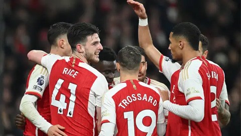Thắng Newcastle giúp Arsenal đi vào lịch sử Ngoại hạng Anh