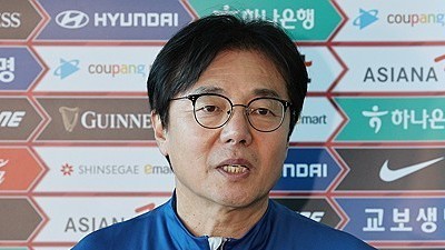Ông Hwang Sun Hong là huấn luyện viên đội tuyển Hàn Quốc