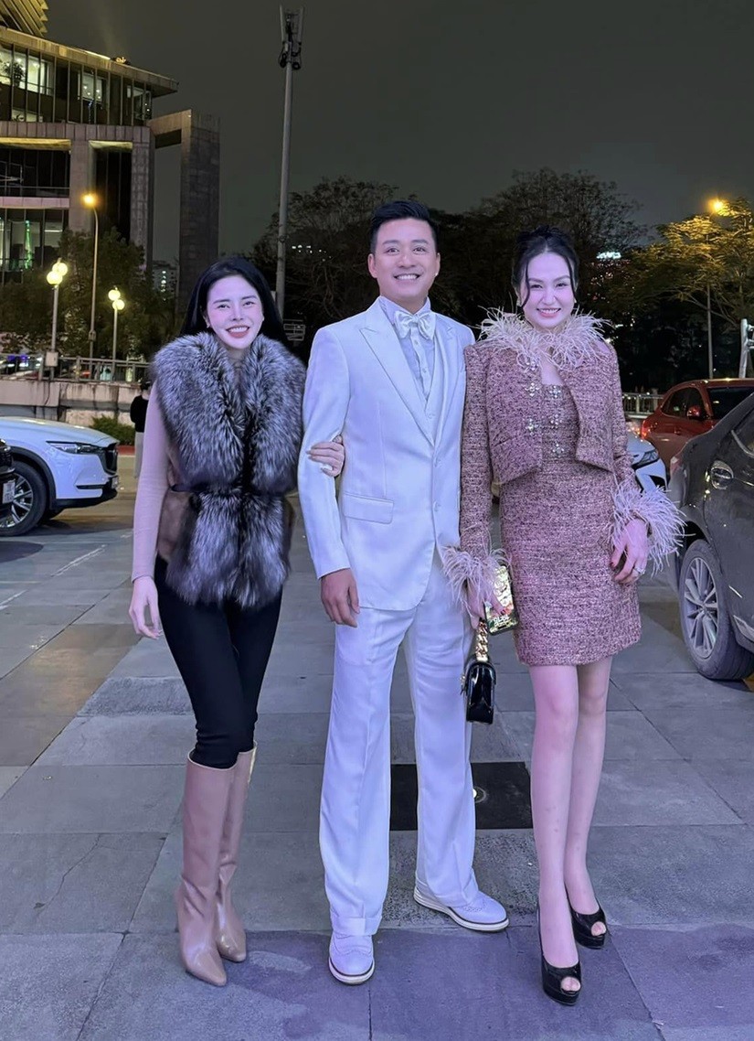 Đào, phở và piano: