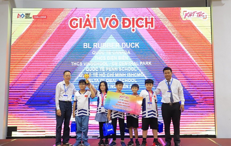 Tìm ra những tài năng sáng tạo robot đại diện Việt Nam tham dự chung kết thế giới