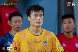 CLB Hoàng Anh Gia Lai: Bùi Tiến Dũng hài lòng với thành tích giữ sạch lưới trước CLB Khánh Hòa