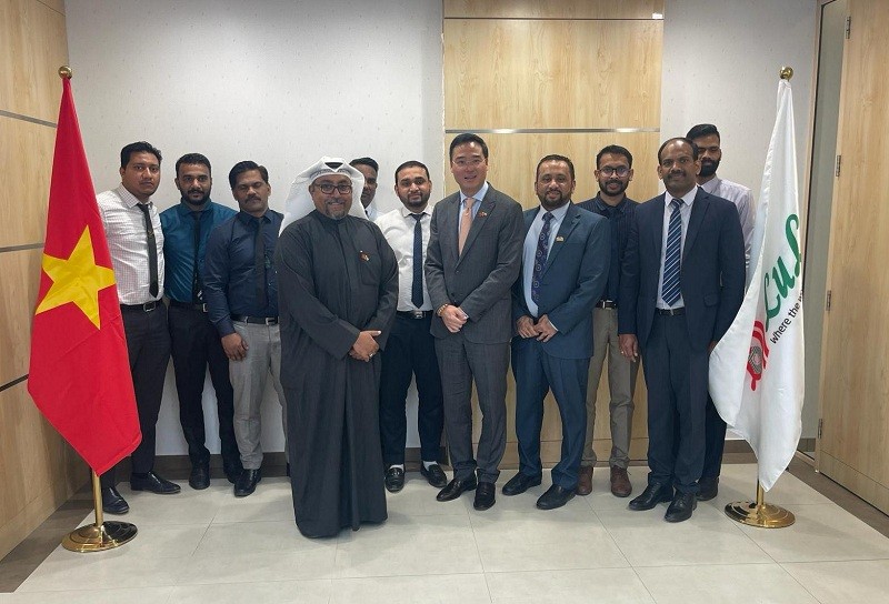 Đại sứ Việt Nam tại Kuwait gặp Tổng giám đốc chuỗi siêu thị Lulu, đẩy mạnh xúc tiến thương mại