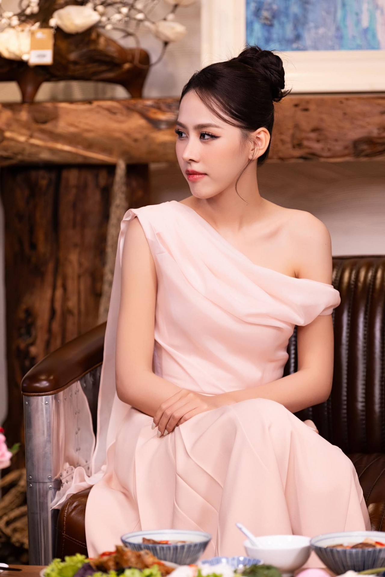 Á hậu Lê Nguyễn Ngọc Hằng