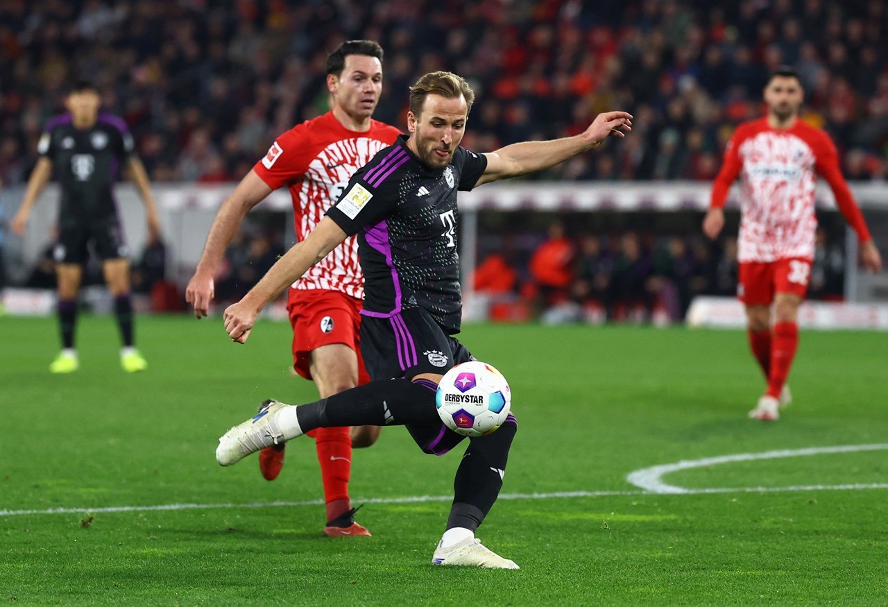 Trận đấu giữa Freiburg và Bayern Munich diễn ra hấp dẫn với màn rượt đuổi kịch tính.