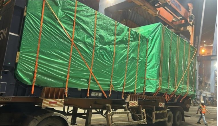 Ấn Độ chặn tàu Trung Quốc vì nghi chở hàng hạt nhân đến Pakistan Ấn Độ chặn tàu Trung Quốc vì nghi chở hàng hạt nhân đến Pakistan