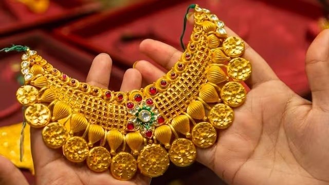 gia vang hom nay 942024 gia vang tang vu vu thi truong lac quan qua muc vang nhan cao ngat sjc thu hep khoang cach voi the gioi