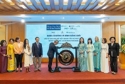 Cùng hưởng ứng chiến dịch 'Rung chuông vì bình đẳng giới'