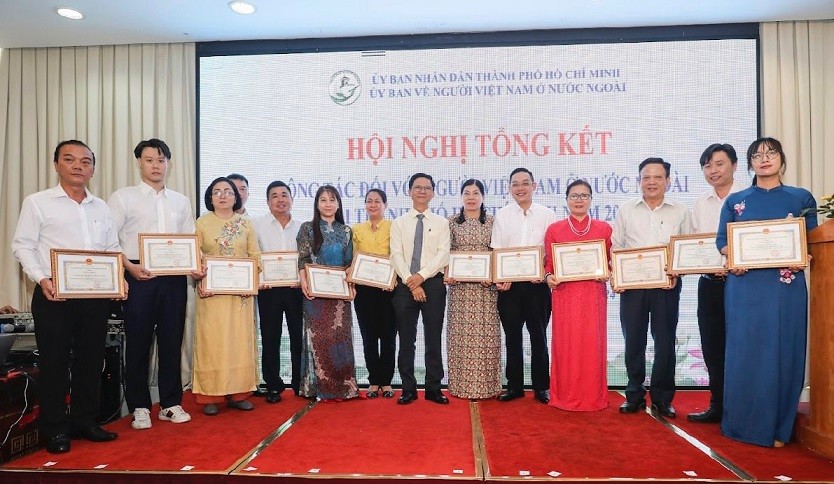 TP. Hồ Chí Minh triển khai nhiều công tác trọng tâm về người Việt Nam ở nước ngoài trong tình hình mới