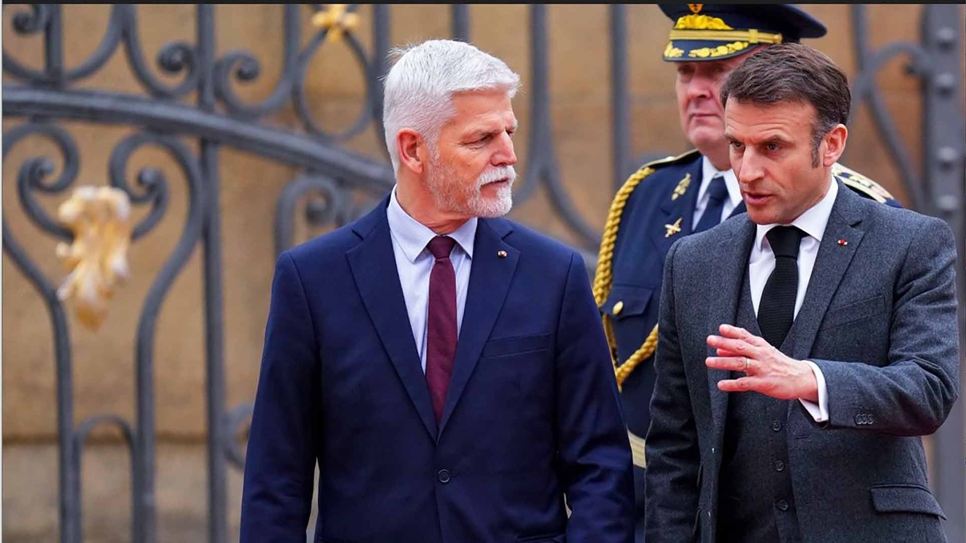 tong thong phap tham ch czech no luc tim kiem dong minh