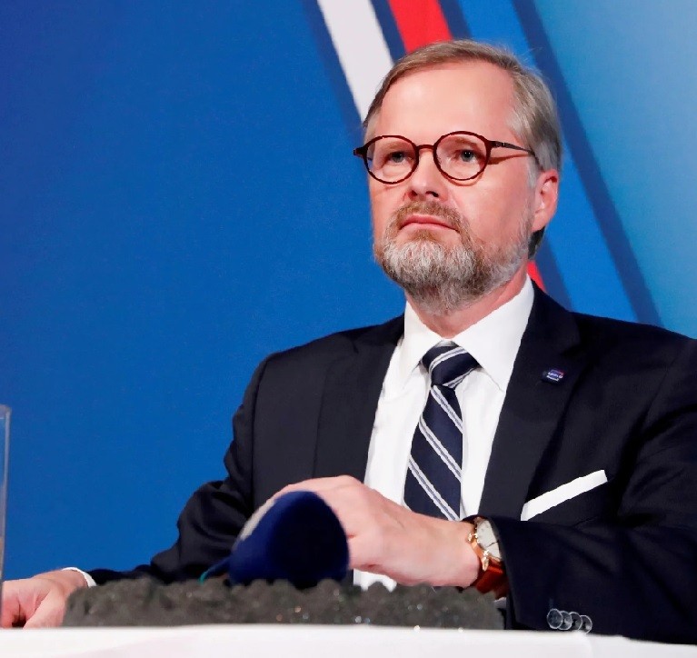 Slovakia tỏ ra thân thiện với Nga, Czech lập tức tham vấn song phương, nói 'bạn bè thì phải thành thật'