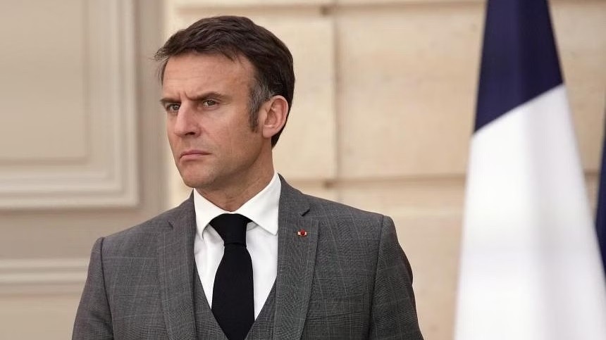 chua dung lam phuong tay choang vang tong thong phap tuyen bo ho tro ukraine khong gioi han kiev lai doi gao nuoc lanh